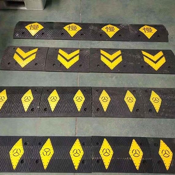 贵阳贵阳减速带,减速带厂家,郑州减速带